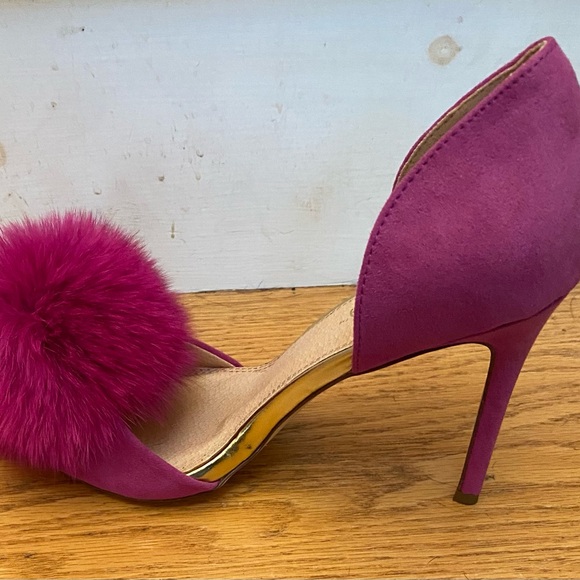 Purple Selina High Heel Stiletto with Rabbit Fur Pom Pom by Liliana Size 6 - Picture 2 of 5